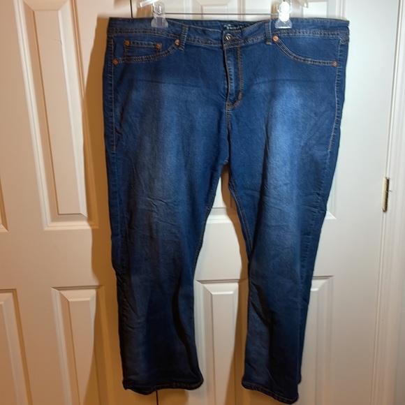 Torrid Source of Wisdom Slim Boot Cut Denim Jeans. - Picture 3 of 7